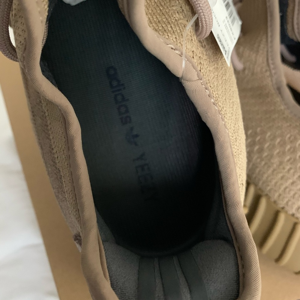 *SOLD* Adidas Yeezy Boost 350 V2 Earth - Picture 4 of 7
